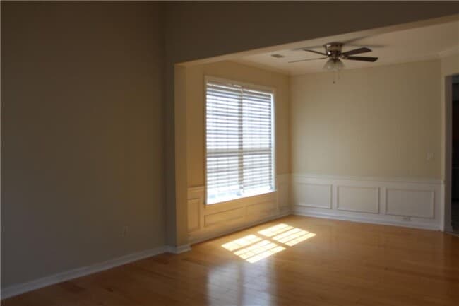 Building Photo - 1372 Dukes Creek Dr