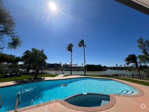 Building Photo - 709 Avenida Escandon