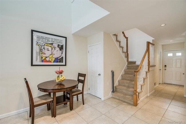 Photo - 100 Woodlake Dr W Apartment