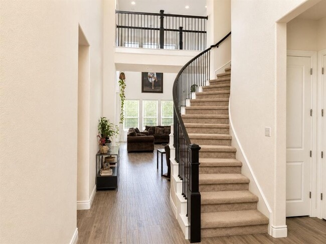 Building Photo - 14600 Iveans Way