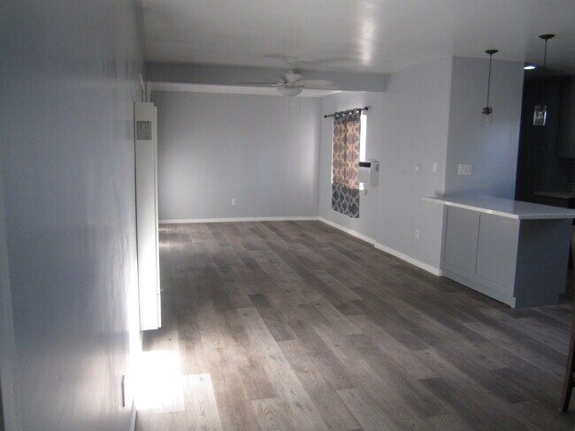 Foto del edificio - 720 W 214th St
