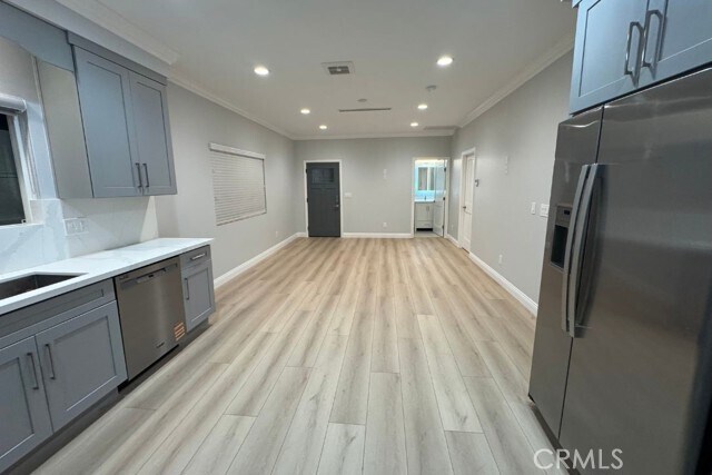 Foto del edificio - 500 N Resh Pl