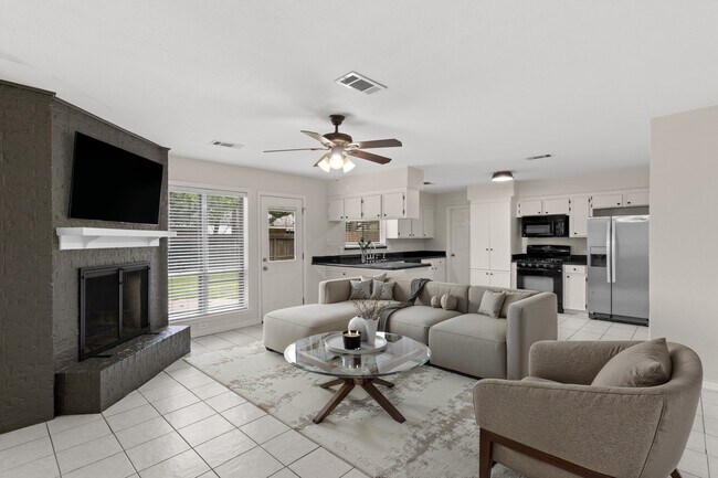 Foto del edificio - 10126 Metronome Dr