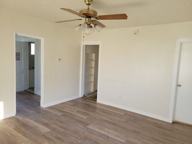 Building Photo - 636 3rd Ave W