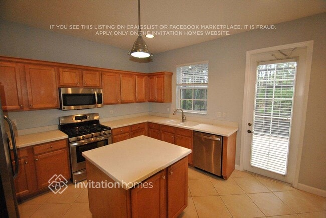 Building Photo - 633 Moondancer Ct