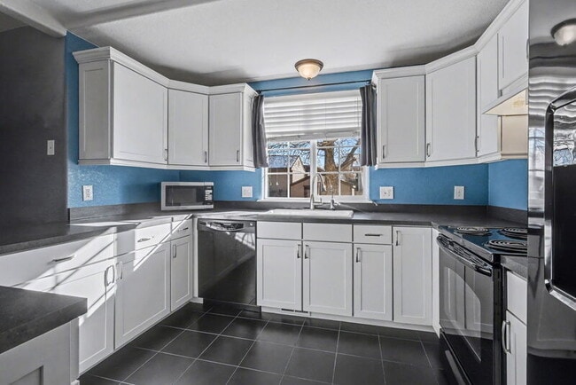 Foto del edificio - 6502 E 62nd Pl