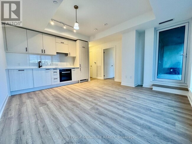 Building Photo - 1 Quarrington Lane