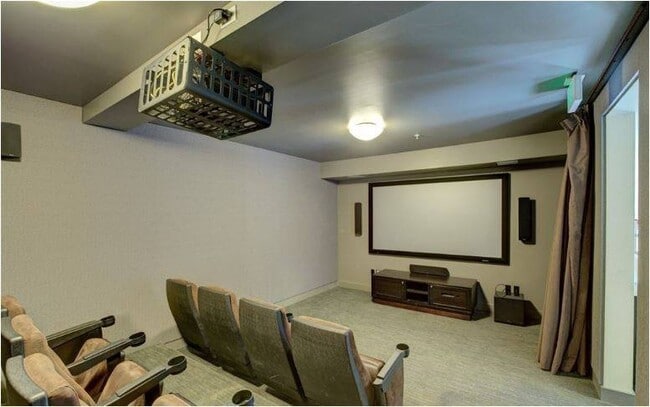 Foto del edificio - 1420 E Pine St