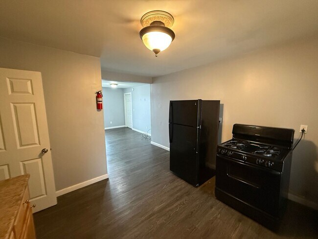 Foto del edificio - $1625 - 1 Bed / 1 Bath Apartment in Downtown Manchester with All Utilities Included!