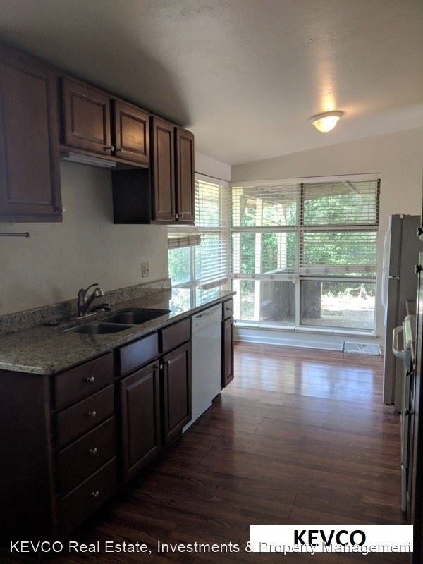 Building Photo - 4 br, 2 bath House - 1809 Orchard Pl
