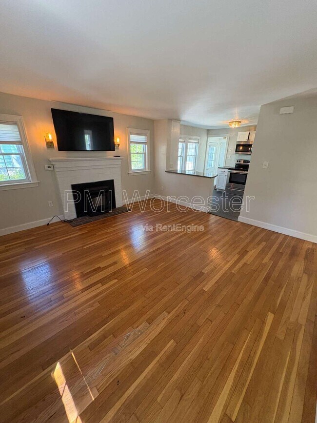 Foto del edificio - 7 Westbrook Cir