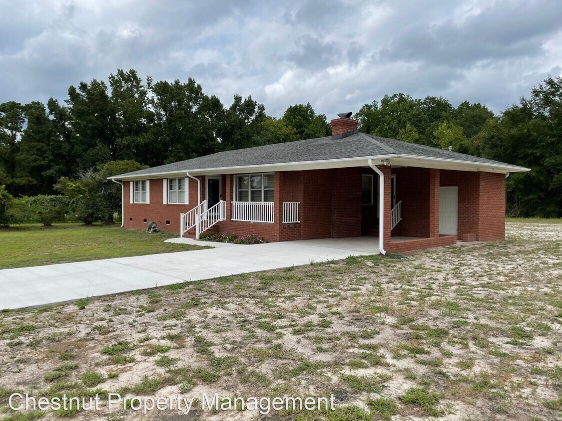 3 br, 1 bath House 7420 Old Stage Hwy House Rental in Riegelwood