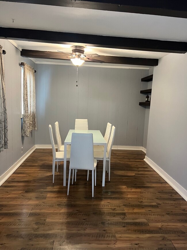 Foto del edificio - 3726 Highland Dr