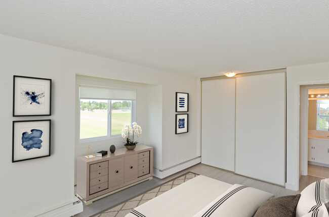 Interior Photo - Pineridge Apartments