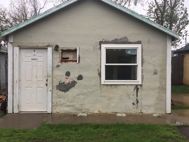 2nd 1 Bedroom Unit - Olivehurst
