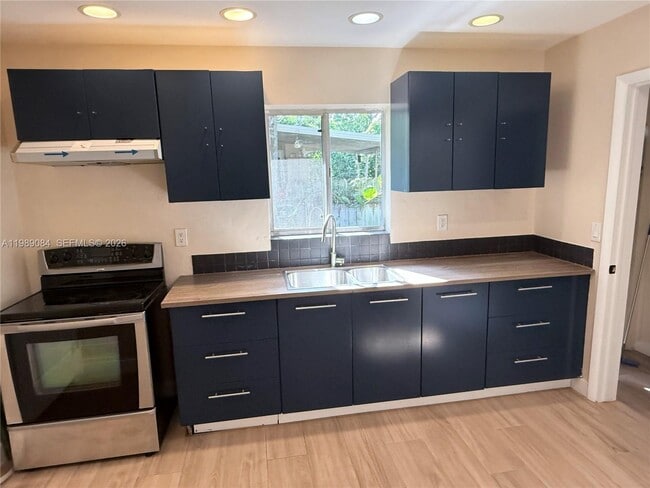 Foto del edificio - 287 NE 118th Terrace