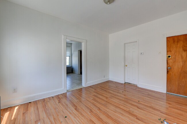 Building Photo - 477 Liberty Ave