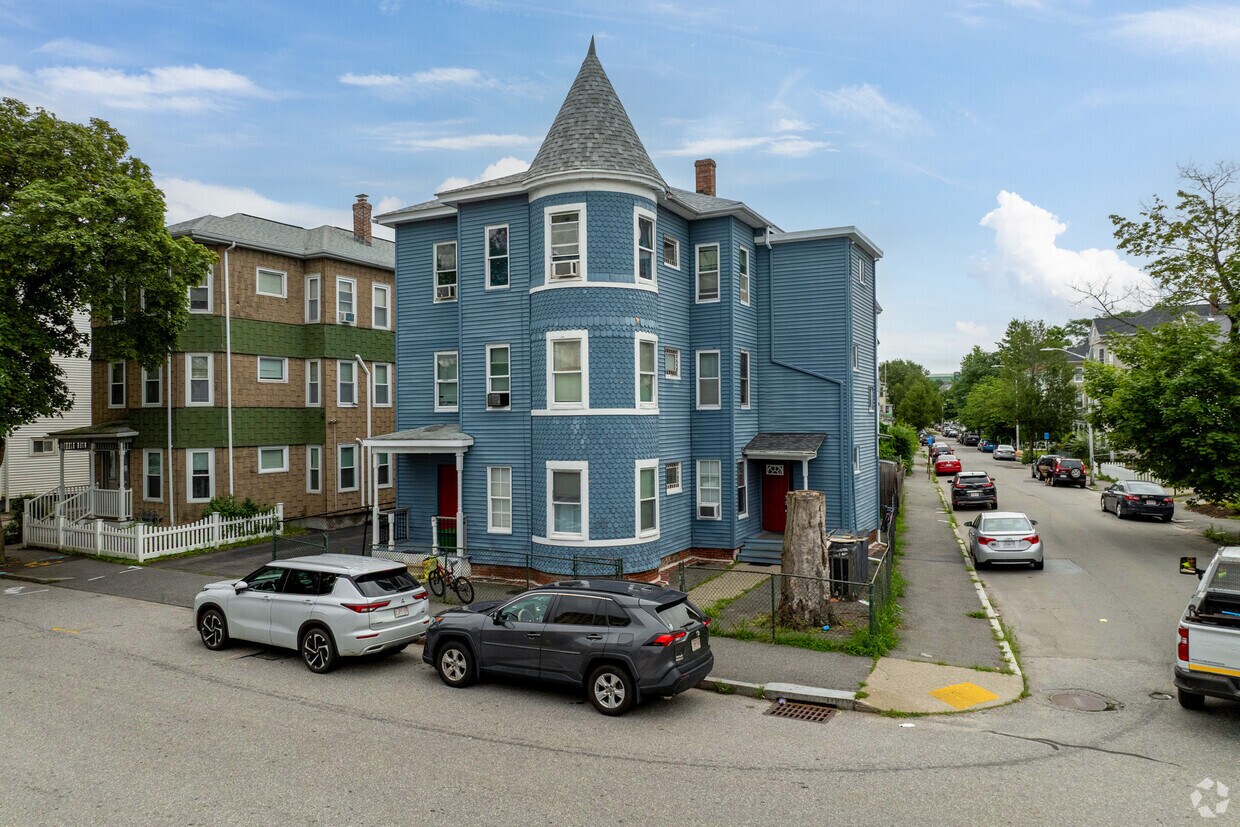 Primary - 14 Hudson St