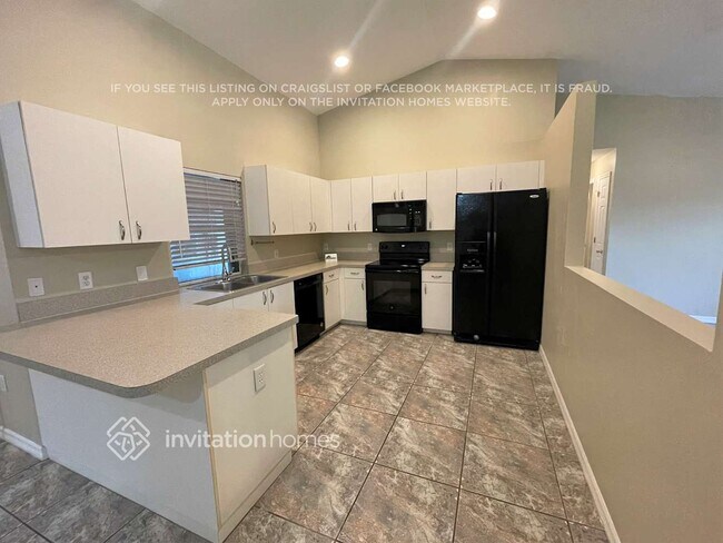 Foto del edificio - 616 SE 27th St