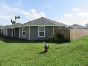 Building Photo - 1300 Grace Ave