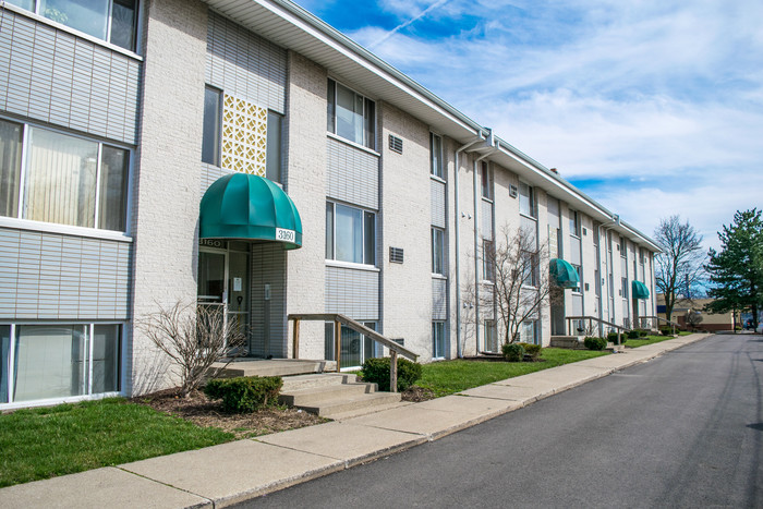 Primary Photo - Brooke Park 2 bedroom Apartment!!!!!!!!!!