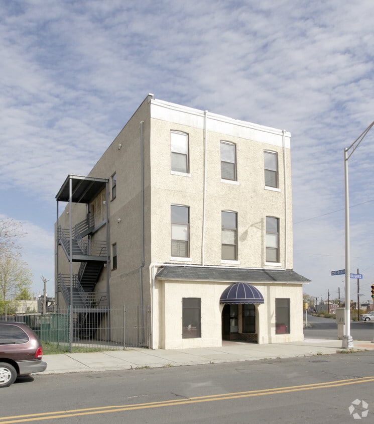 Building Photo - 341 Kaighns Ave