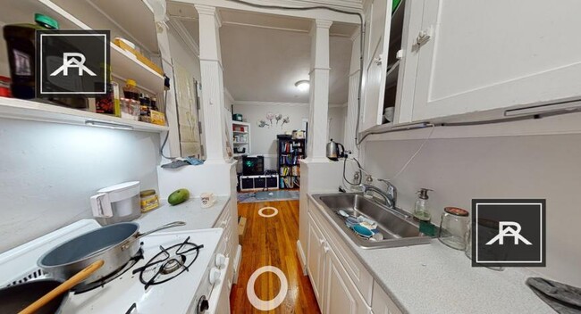 Building Photo - 1 bedroom in Cambridge MA 02138