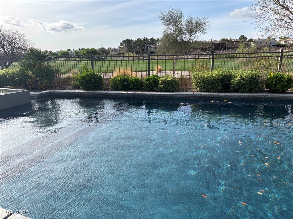 Foto principal - 10305 Orkiney Dr