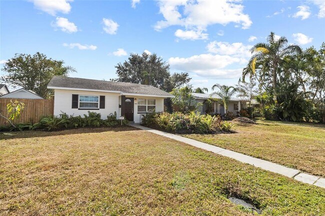 Foto del edificio - 452 45th Ave N