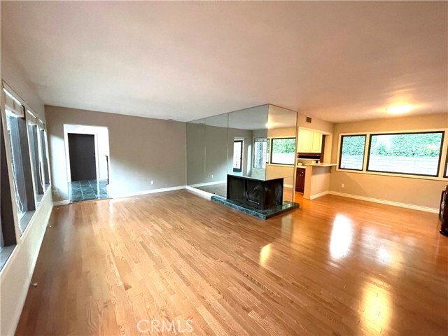 Building Photo - 3300 Palos Verdes Dr E