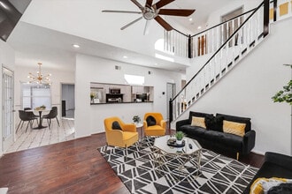 Building Photo - 2033 Spring Mills Rd