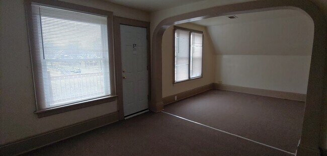 Building Photo - 3286 N 15th St