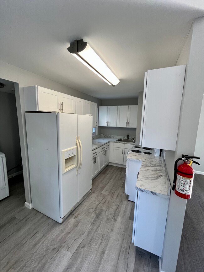 Building Photo - 213 Scammell Dr
