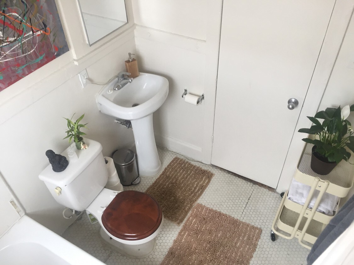 Foto principal - 3045 Leeward Ave