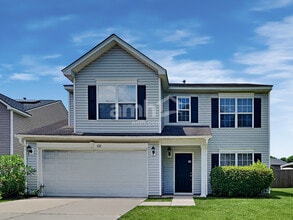 Building Photo - 122 Towering Pine Dr