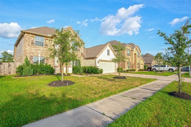 Foto del edificio - 17938 Fernwood Bend Dr