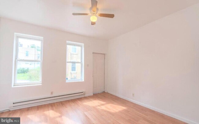 Foto del edificio - 3027 N Warnock St