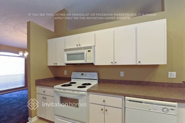 Foto del edificio - 331 Cloverdale Rd