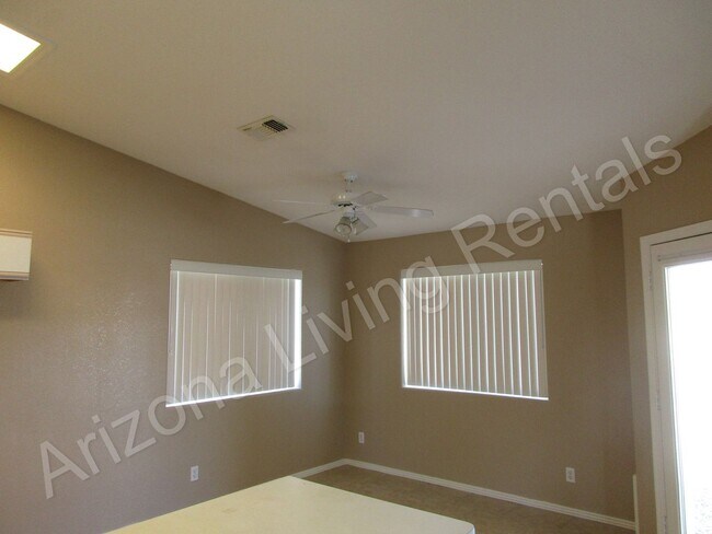 Building Photo - FANTASTIC NORTHSIDE 3 CAR GARAGE HOME