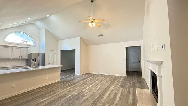 Building Photo - 6423 Grand Hickory Dr