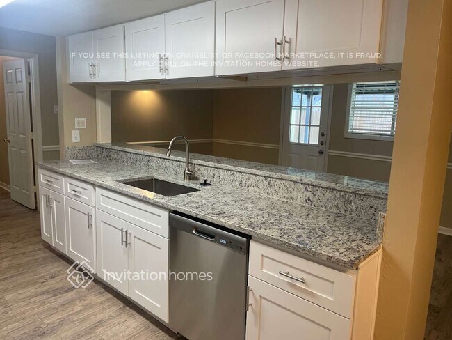 Foto del edificio - 10418 Winding Trail Rd