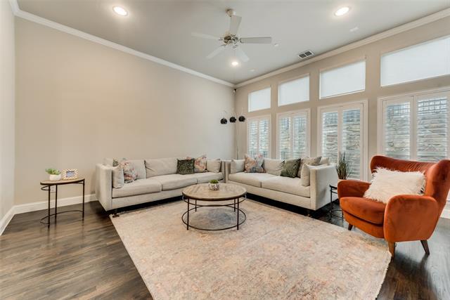 Foto del edificio - 4244 Colton Dr