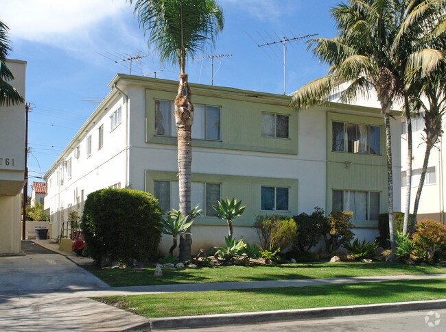 Foto del edificio - 357 S Elm Dr