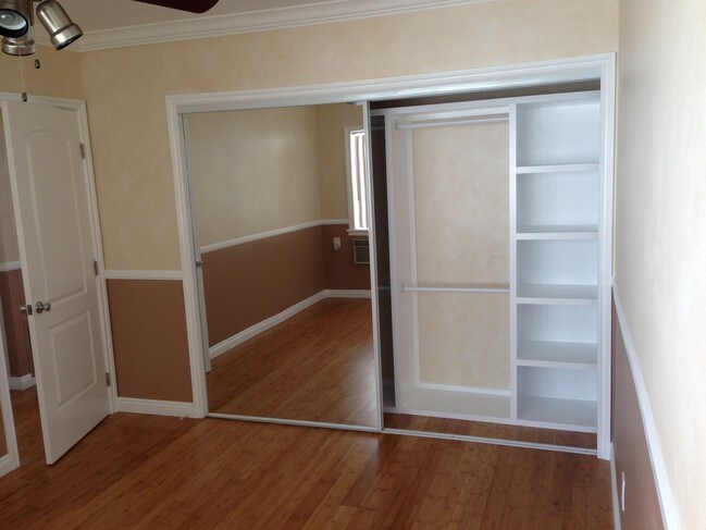 dormitorio 2 - 1032 N Gardner St