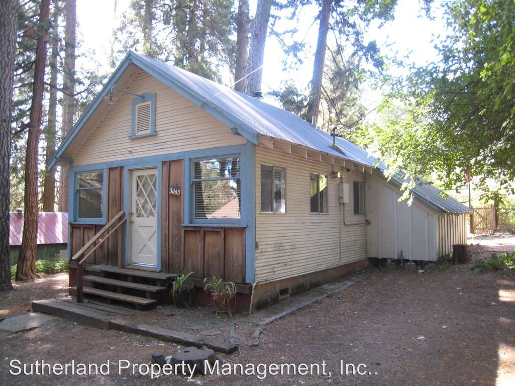 Primary Photo - 31135-31195 Lincoln Rd