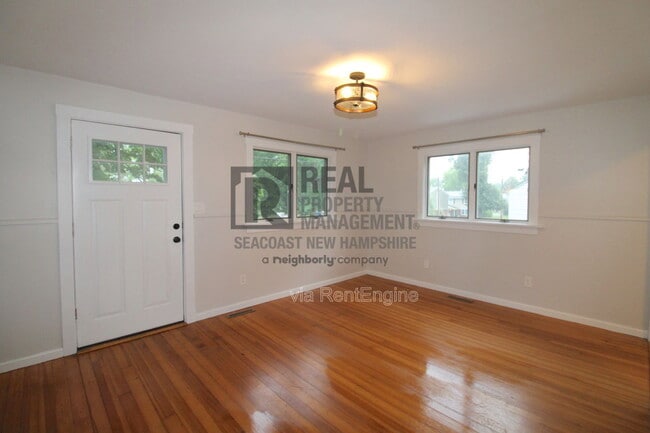 Building Photo - 139 Philbrick Ave