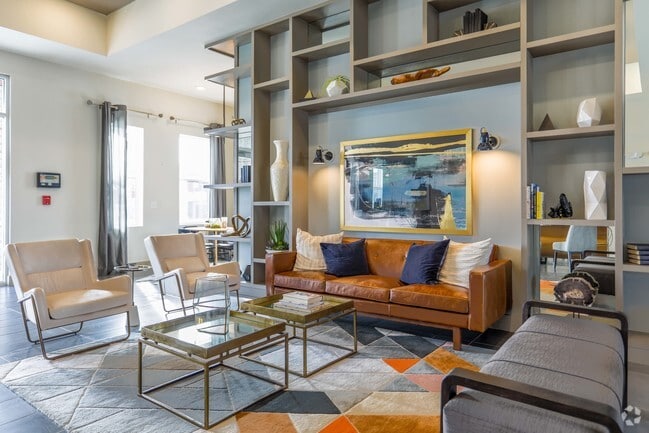 Interior Photo - Echo Park at Perry Crossing