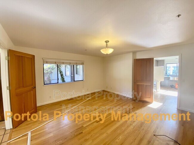 Foto del edificio - 3833 Cherryvale Ave