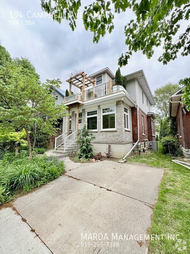 Building Photo - 194 Campbell Ave