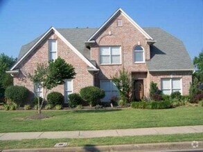 Building Photo - 454 Bowling Brooke Dr